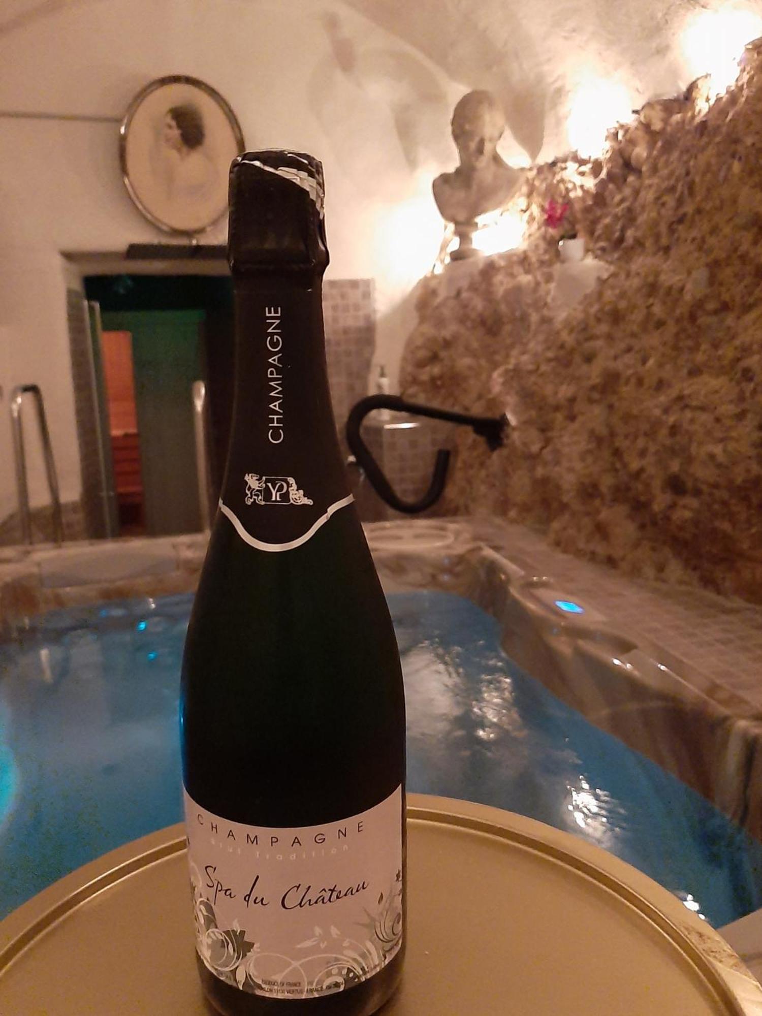 Love Room Avec Spa Privatif Monaco 로퀴에브륀캡마르탱 외부 사진